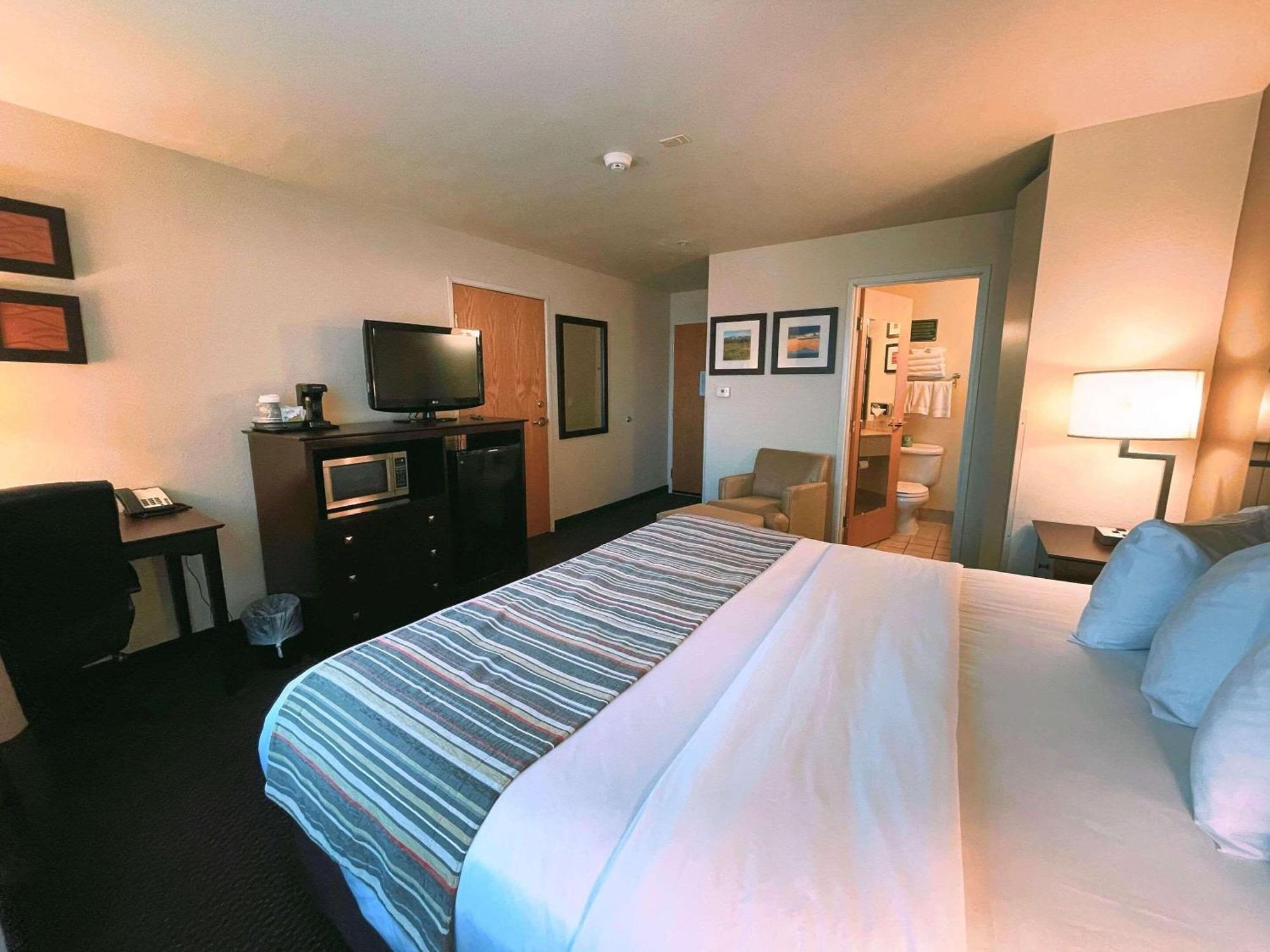 Country Inn & Suites By Radisson, Bend, Or Exterior photo